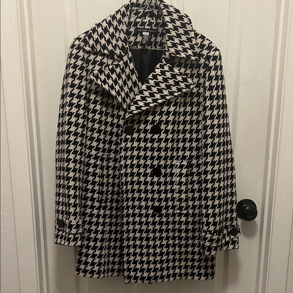 New York & Company Black and White Vintage Houndstooth Coat Women’s size 14